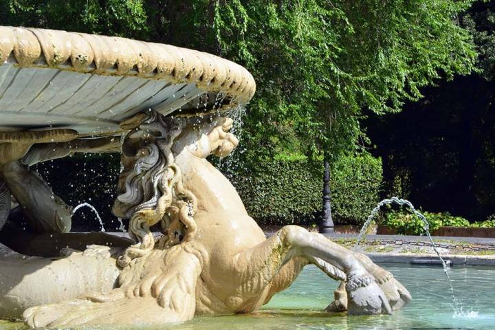 Fontana dei Cavalli Marini