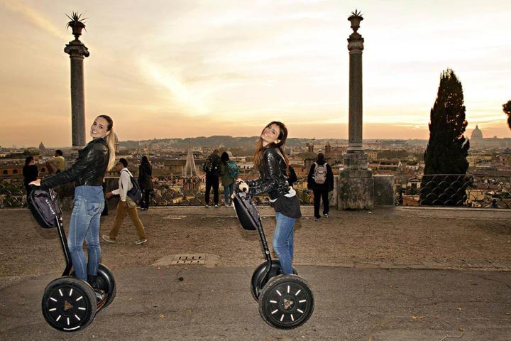 Segway tour in Piazza del Popolo